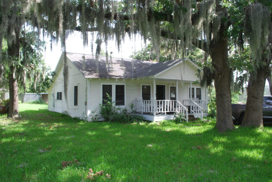 Front view of Navasota House