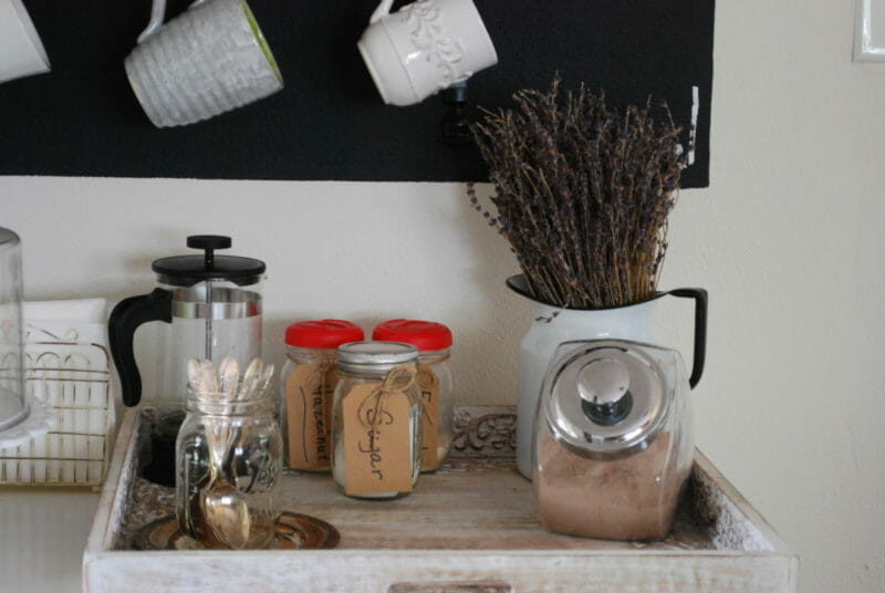 Tray to contain coffee clutter