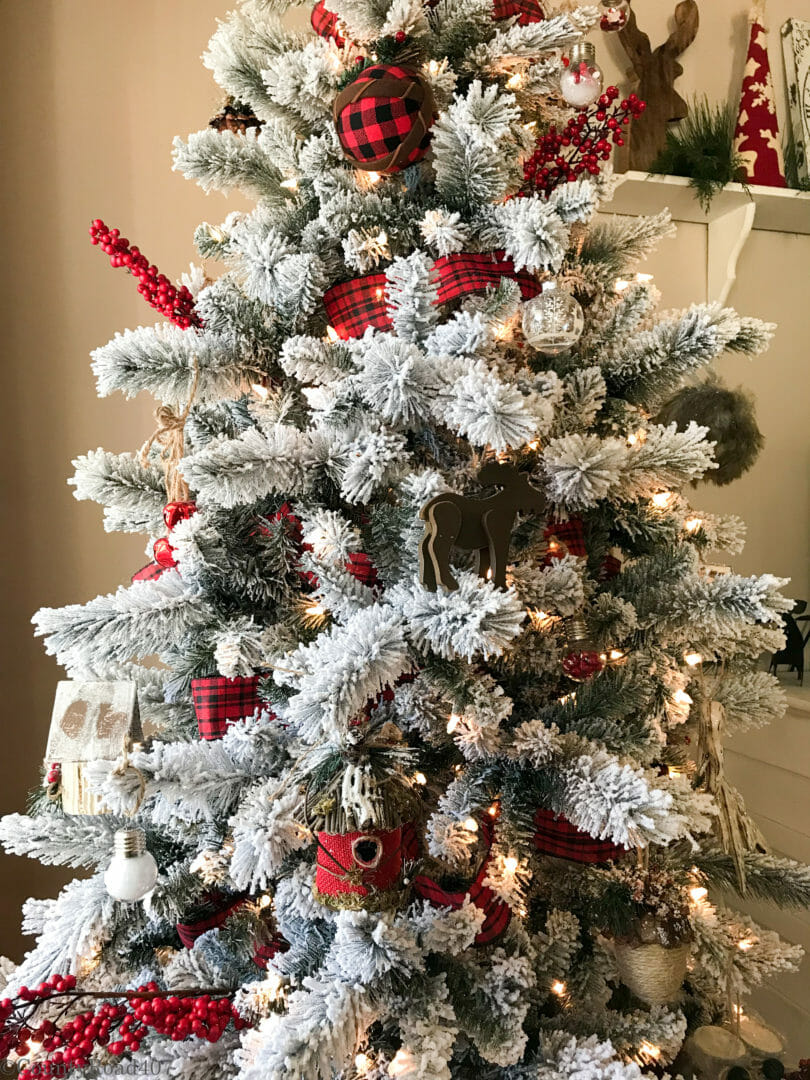 Flocked woodland tree - CountyRoad407.com