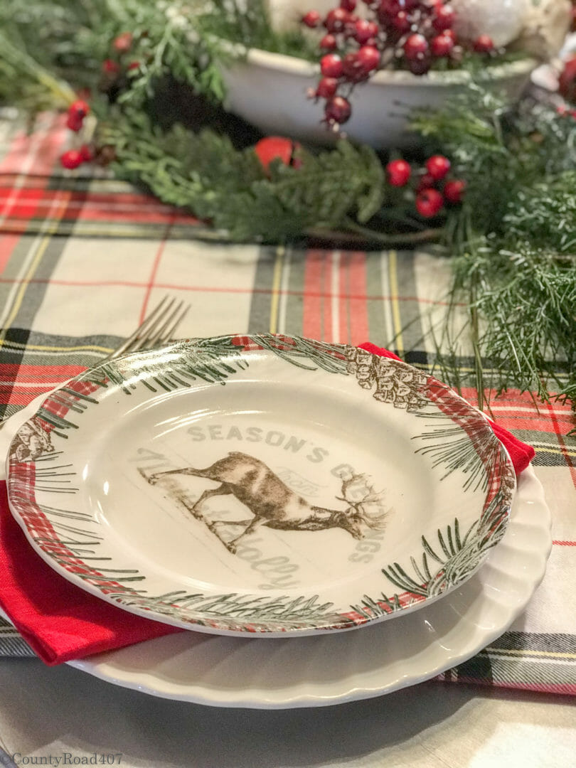 Woodland table setting by CountyRoad407.com