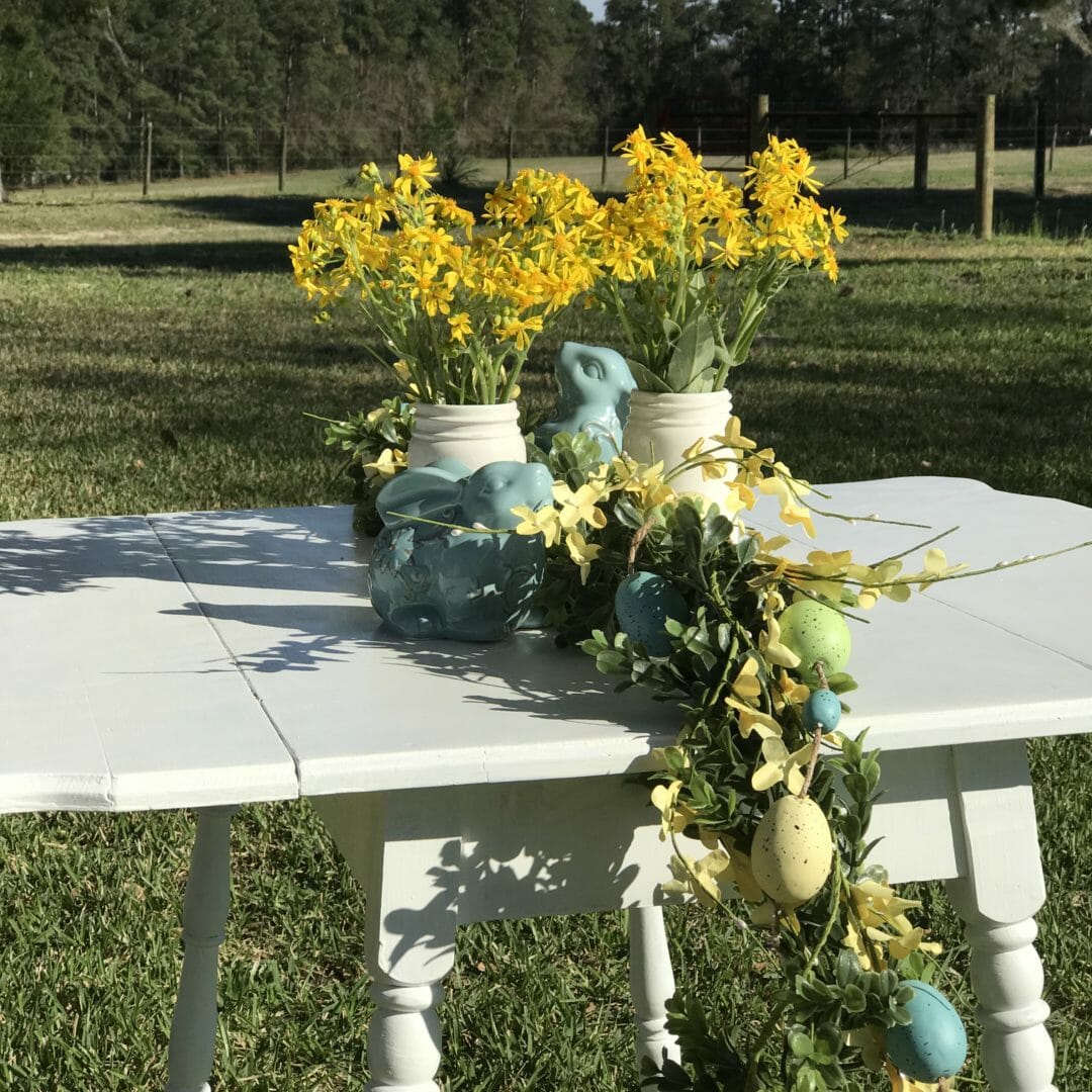 Easy Easter Table Centerpiece Part 1 by CountyRoad407.com