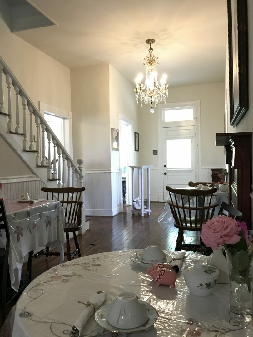 Entry hall of tables at the Ella Ruth Tea Room