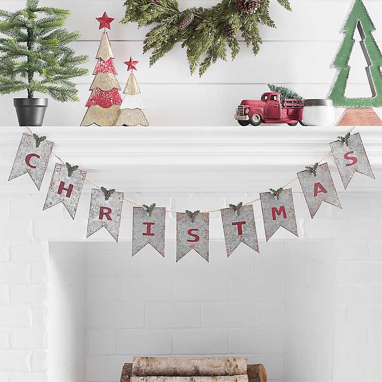 cute Farmhouse Style Christmas decor ideas by CountyRoad407.com