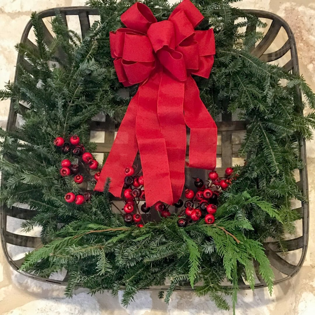 Easiest way to make a live wreath by CountyRoad407.com