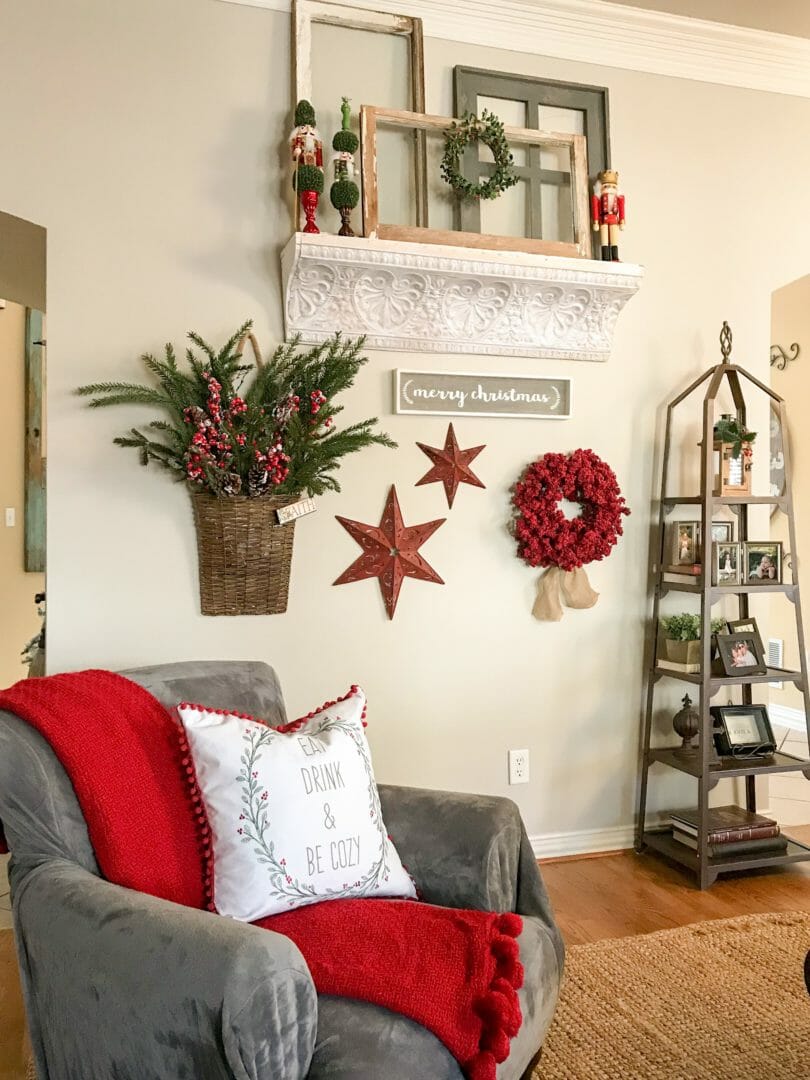 A Classic looking Christmas wall collage and tour by CountyRoad407.com