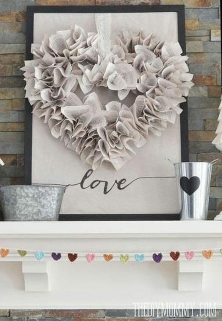 TheDIYMommy.com Inspo photo for our Pinterest Challenge by CountyRoad407.com #PinterestChallenge #Heartwreath #ValentinesDay #DIY #ValentinesWreath