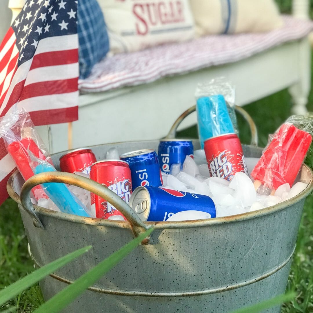 Patriotic Sitting Area and Pinterest Challenge by CountyRoad407.com #July4th #IndependenceDay #Patriotic #PinterestChallenge #CountyRoad407 #OutdoorSeating #July4thDIY