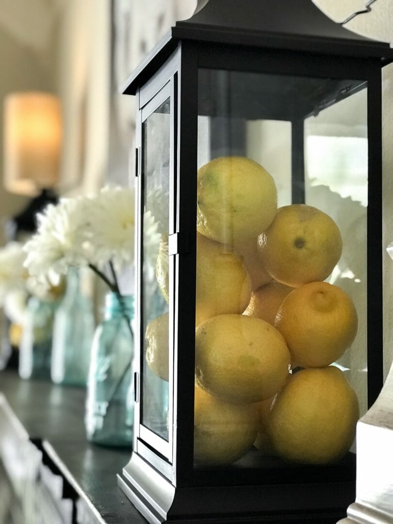 Summer mantel with lemons and a Pinterest Challenge by CountyRoad407.com. #PinterstChallenge #summermantel #summermantelideas #countyroad407 #summerdecorideas