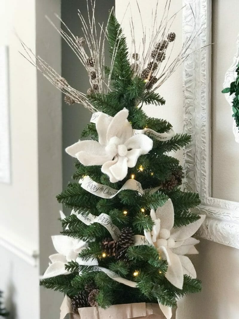Decorating a 3 Foot Christmas Tree - County Road 407
