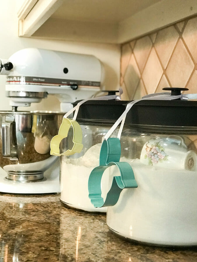 Mixer and canisters with cookie cutters
