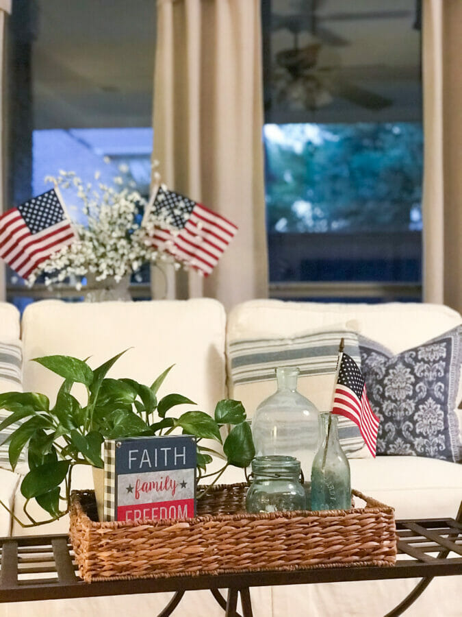 Sofa with patriotic tray and coffee table