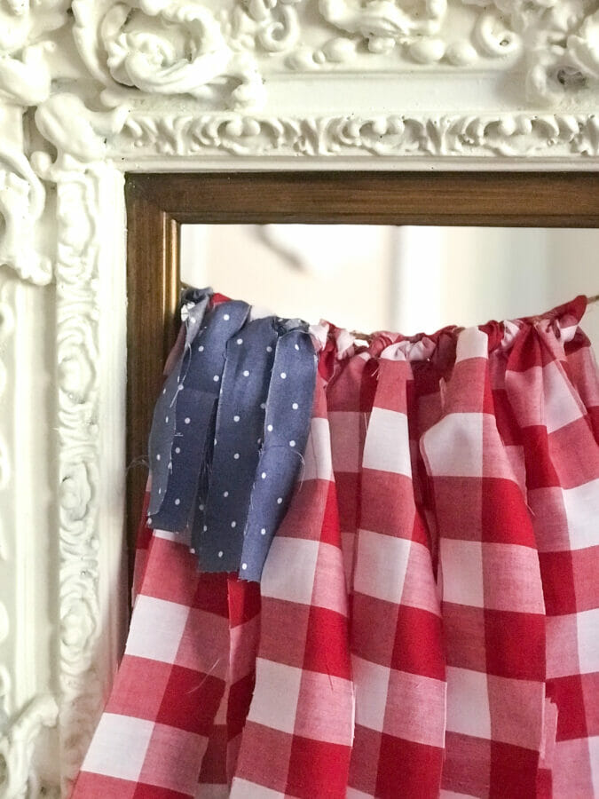Frame with strip fabric flag DIY