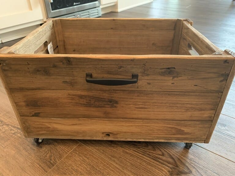 crate with casters