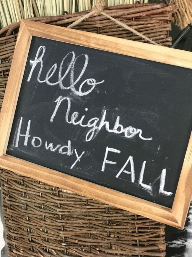 Howdy Fall chalkboard sign