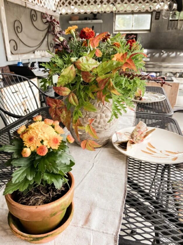 The Ponds farmhouse fall table 