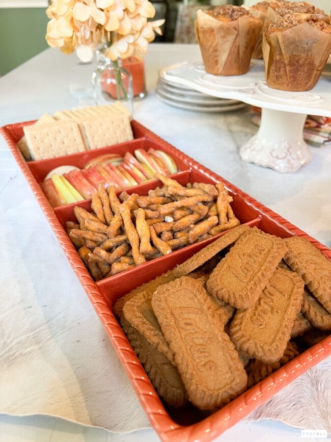 orange tray of Pumpkin Fluff dippers