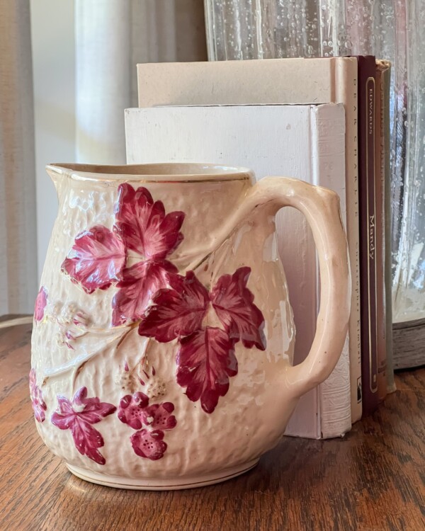 Do you adore or collect vintage pitchers?Yes?  Me too!  Join my friends and I on the blog to see our collections and for some fun and exciting ways to use them. 
.
www.countyroad407.com 
.
dabbling_and_decorating 
commonground.do 
thepondsfarmhouse 
lorabcreateandponder 
.
vintagepitcher  vintagepiece  oldpitcher  pitcher  vintagelove  cottagestyledecor  cottagecore  grandmillennial  homedecor  homedecorating  farmhouseinspo